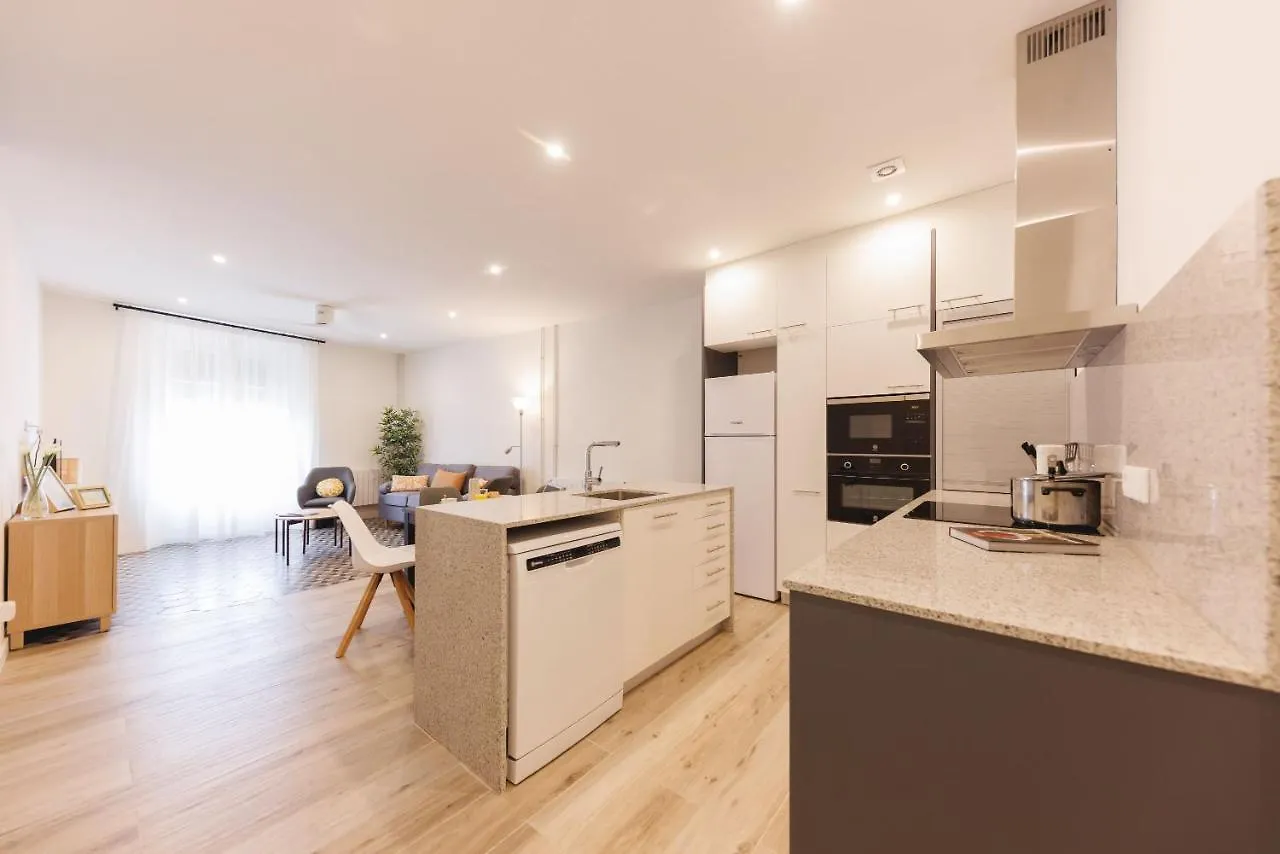 Bravissimo Ciutadans, Comfortable 3-Bedroom Apartment Girona