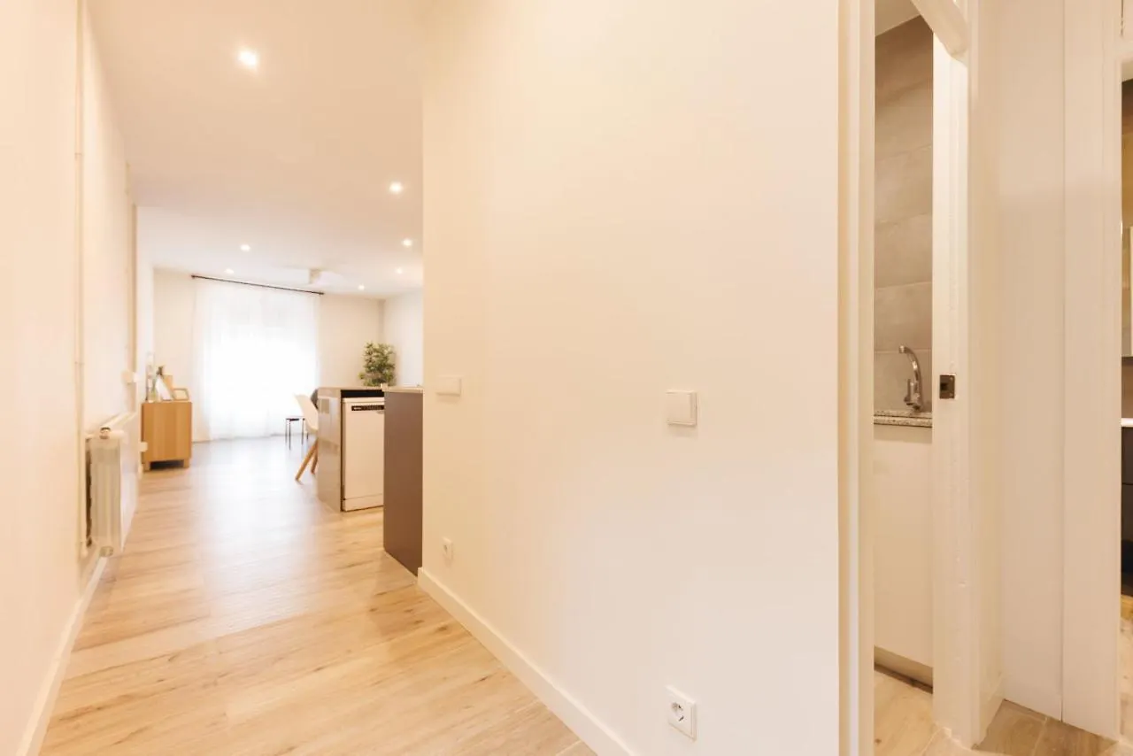 Bravissimo Ciutadans, Comfortable 3-Bedroom Apartment Girona