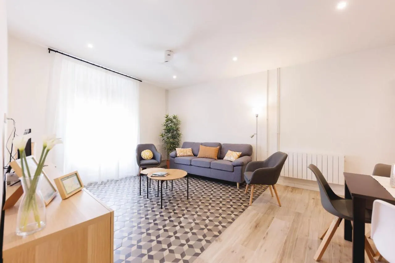 Bravissimo Ciutadans, Comfortable 3-Bedroom Apartment Girona